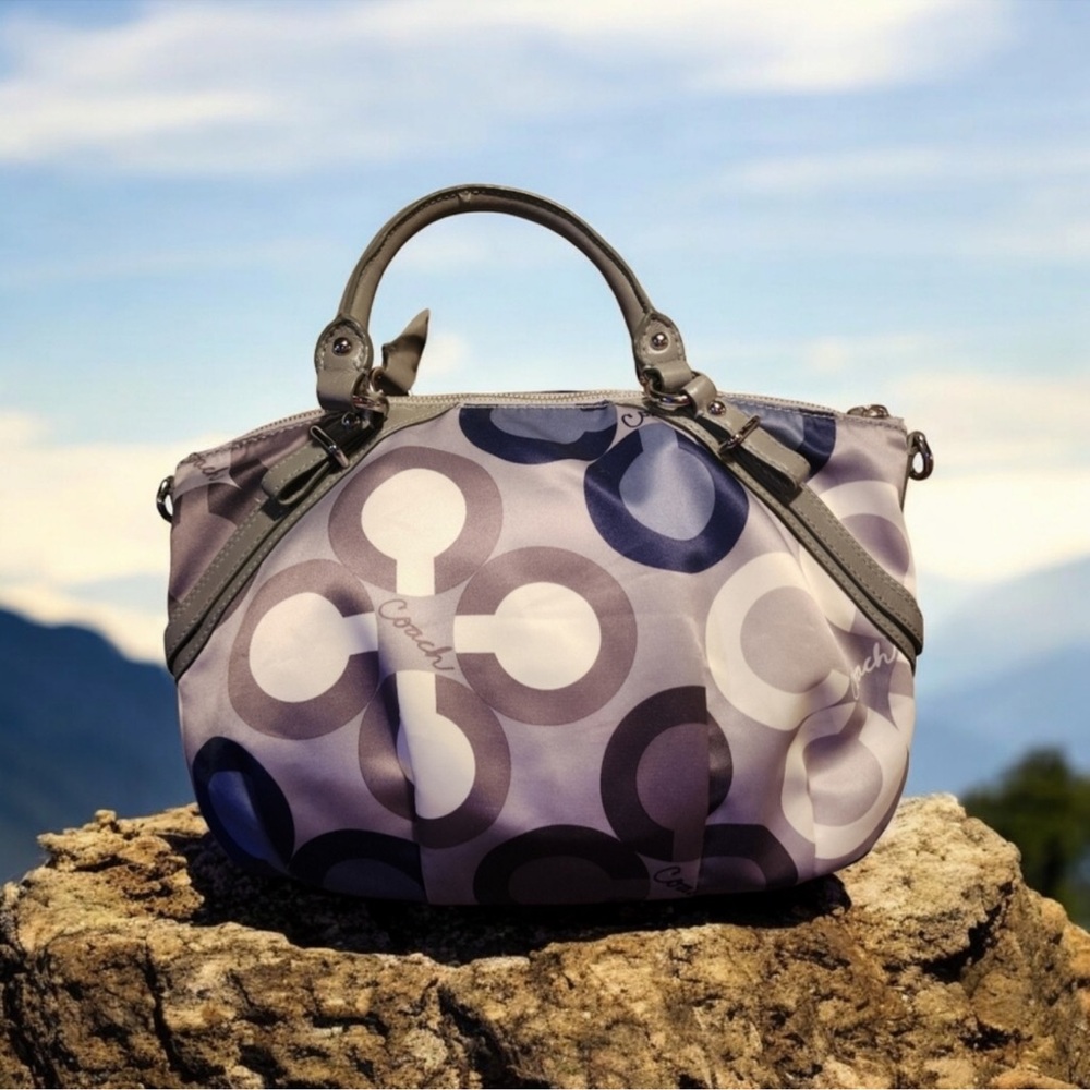 Coach Women's Vintage Clover Bag